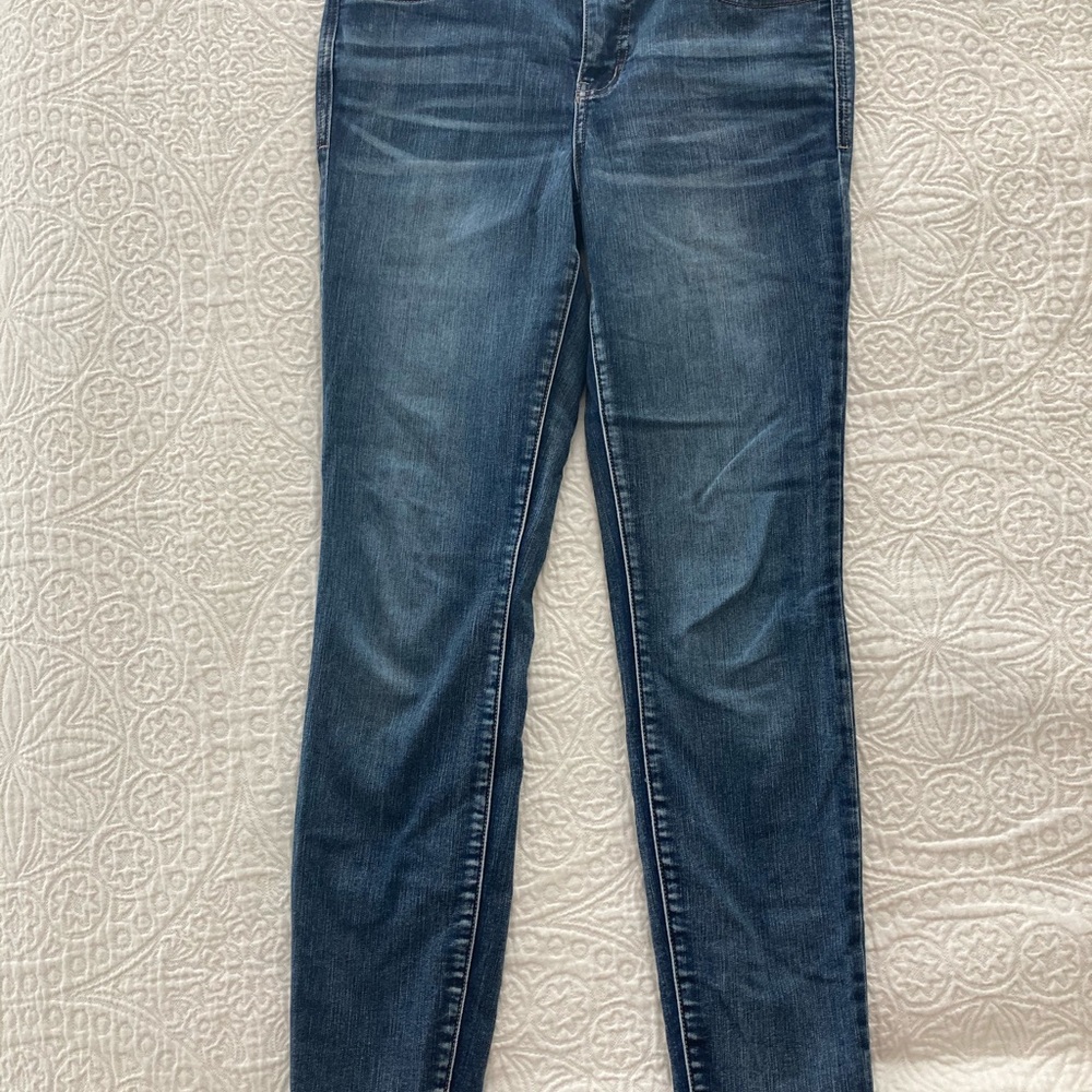 Maurices everflex denim skinny jeans